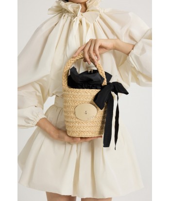 Iconic bucket bag in raffia votre restaurant rapide dans 