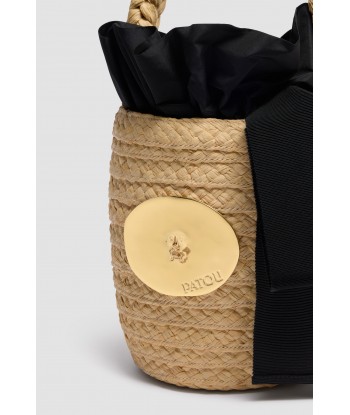 Iconic bucket bag in raffia votre restaurant rapide dans 