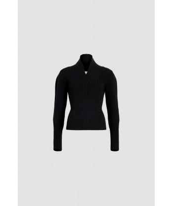 Wrap collar jumper in sustainable wool and cashmere suggérées chez