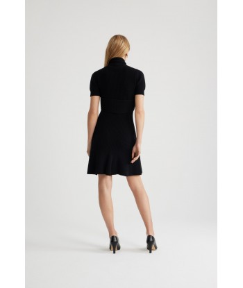 Wrap front dress in sustainable wool and cashmere plus qu'un jeu 