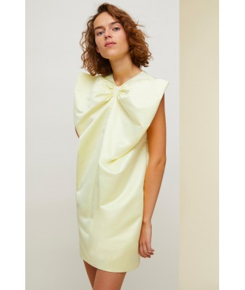 Robe en satin à maxi noeud Comparez plus de prix